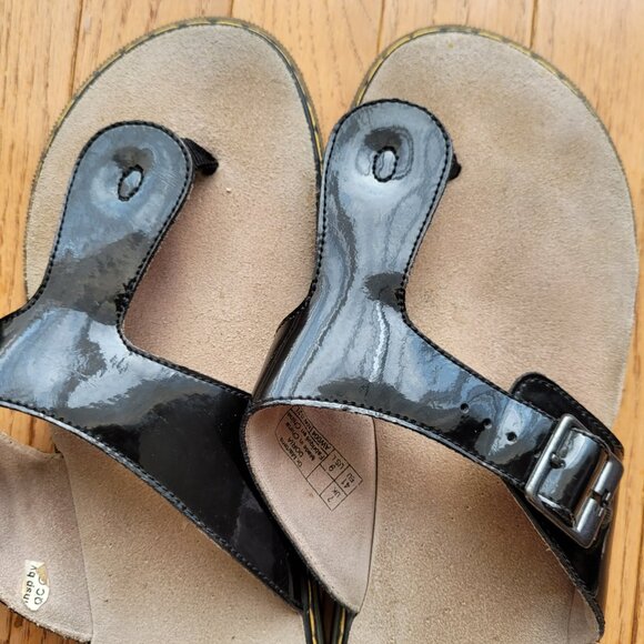 Dr Doc Martens Doria Black Patent Leather Flip Flop Sandal 9 - Picture 11 of 12